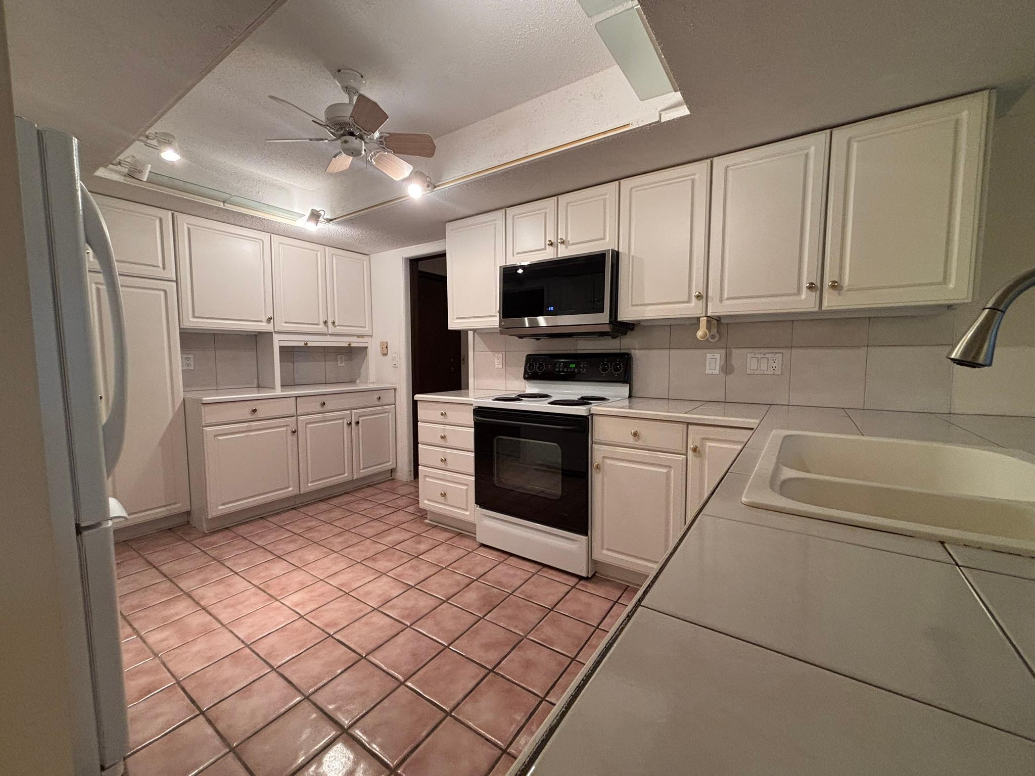 9600 Portland Avenue, Unit 107 Bloomington, MN 55420 - Photo 9 of 38