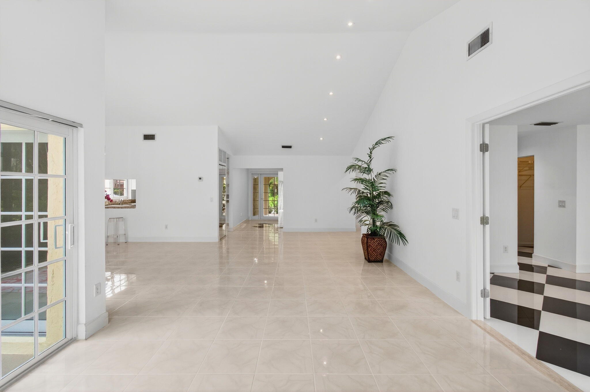 6105 Via Laguna Lane Boca Raton, FL 33433 - Photo 38 of 75 6105 VIA LAGUNA LN, 3/2/ CORNER VILLA