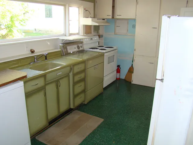 $329,000 | 1441 East Main Street, Poultney, VT 05764