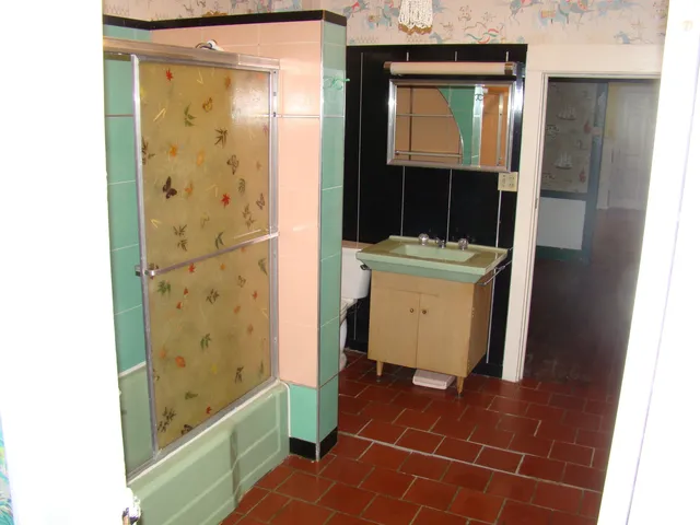 $329,000 | 1441 East Main Street, Poultney, VT 05764