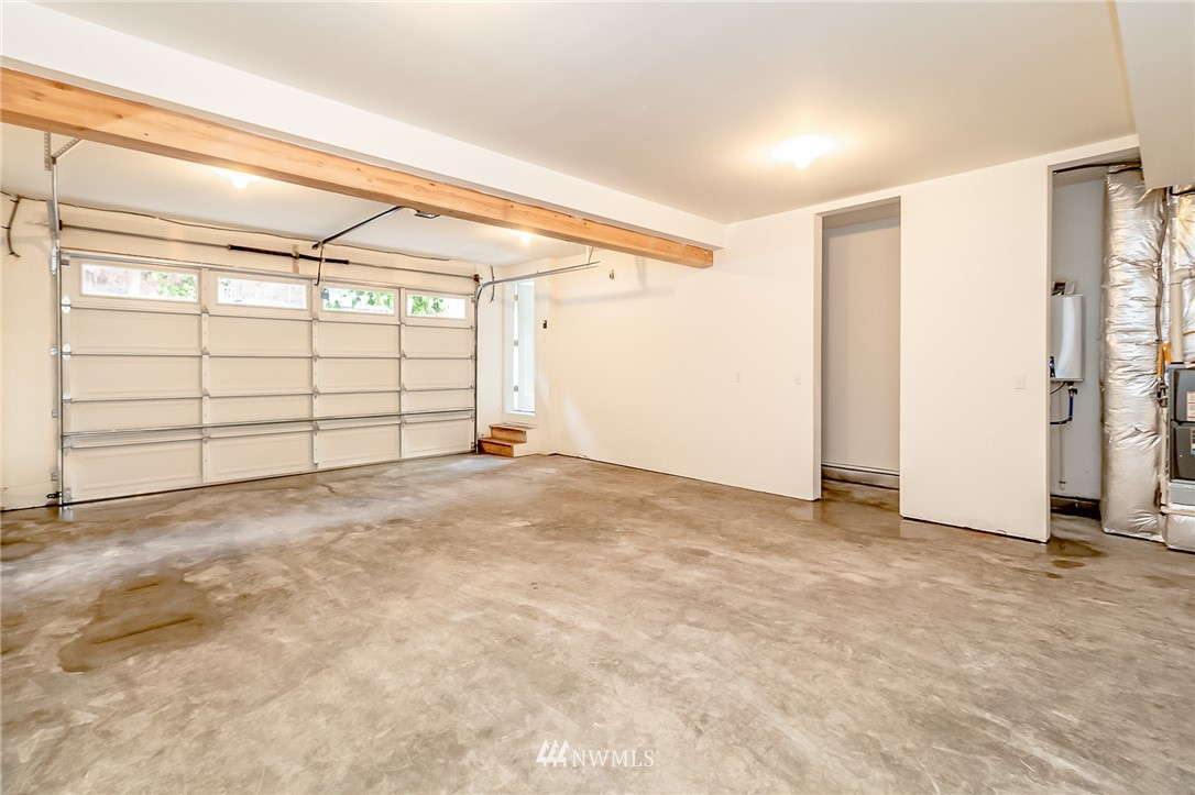 2720 Callow Road, Unit A Lake Stevens, WA 98258 - Photo 32 of 32 a view of a garage
