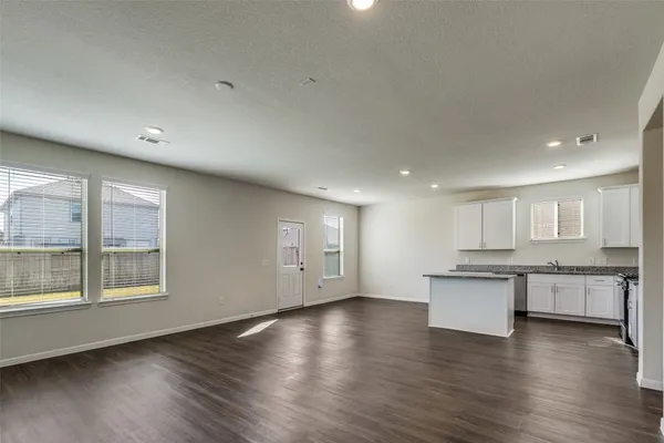 $2,200 | 18955 Buckley Oak Drive, New Caney, TX 77357