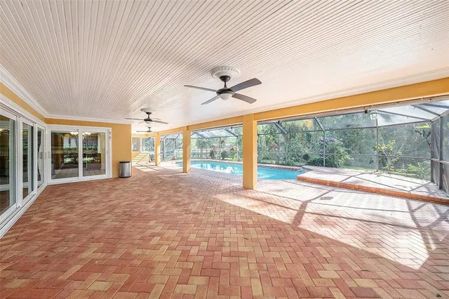 $695,000 | 3328 Westmoreland Drive, Tampa, FL 33618