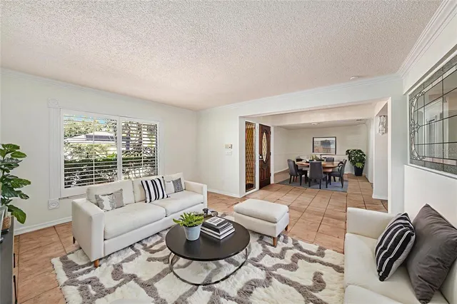 $695,000 | 3328 Westmoreland Drive, Tampa, FL 33618