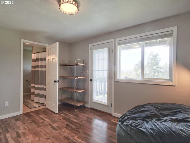 $999,500 | 6110 Yampo Road, Amity, OR 97101