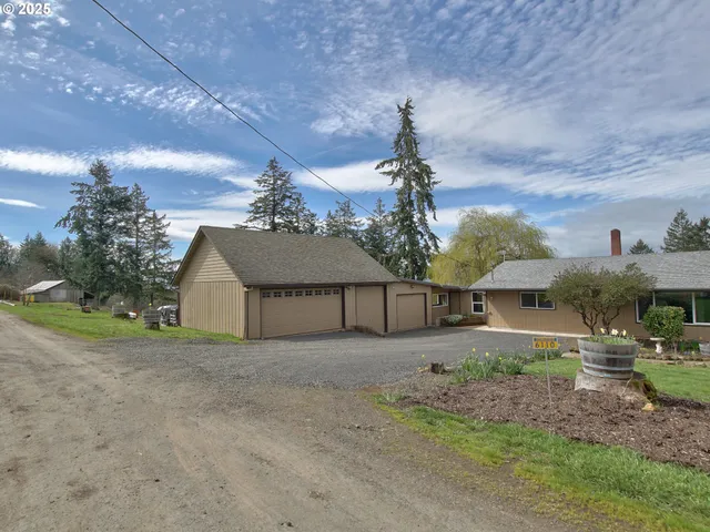 $999,500 | 6110 Yampo Road, Amity, OR 97101