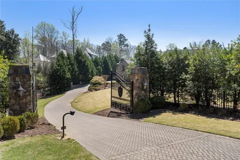$6,999,000 | 1376 Mt Paran Road Northwest, Atlanta, GA 30327