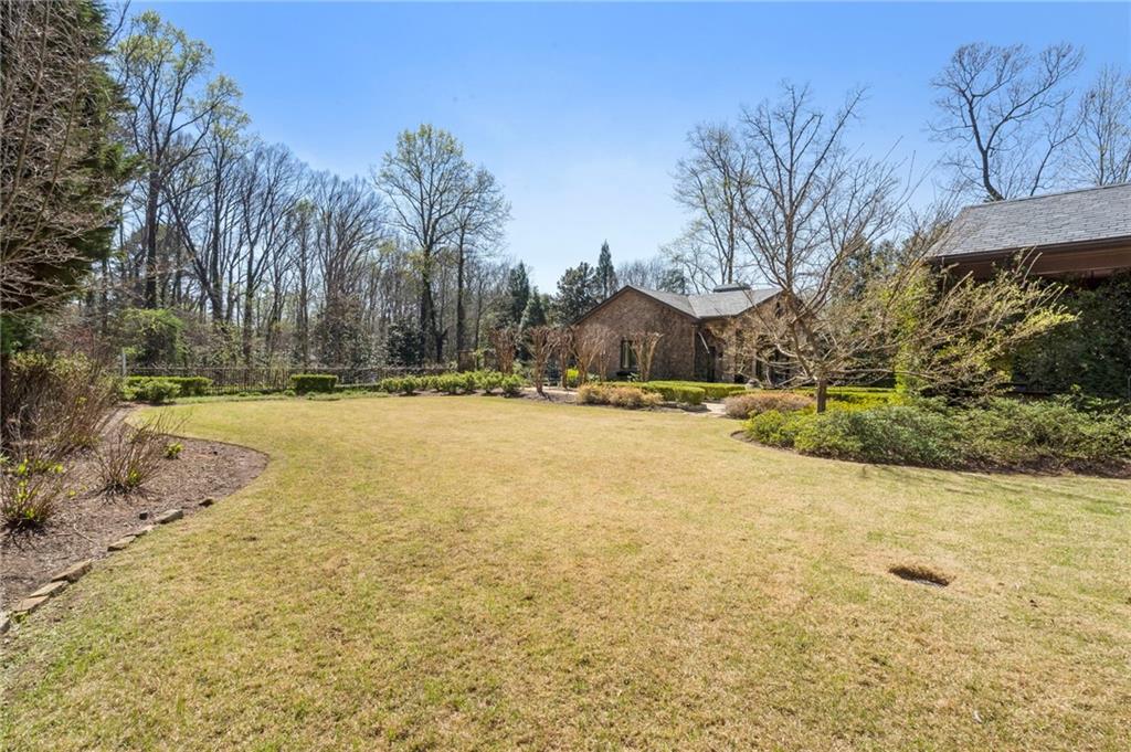 1376 Mt Paran Road Northwest Atlanta, GA 30327 - Photo 42 of 54