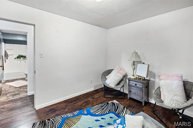 $247,000 | 101 Westminster Drive, Collinsville, IL 62234