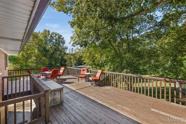 $247,000 | 101 Westminster Drive, Collinsville, IL 62234