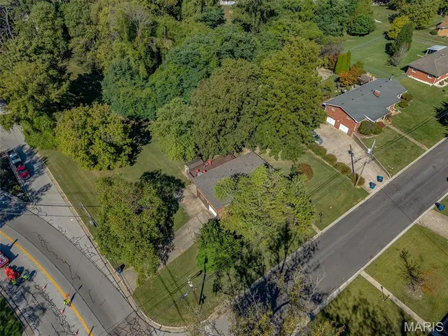 $247,000 | 101 Westminster Drive, Collinsville, IL 62234