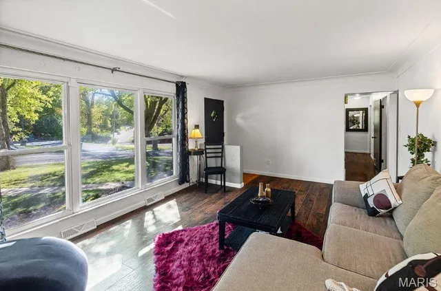 $247,000 | 101 Westminster Drive, Collinsville, IL 62234