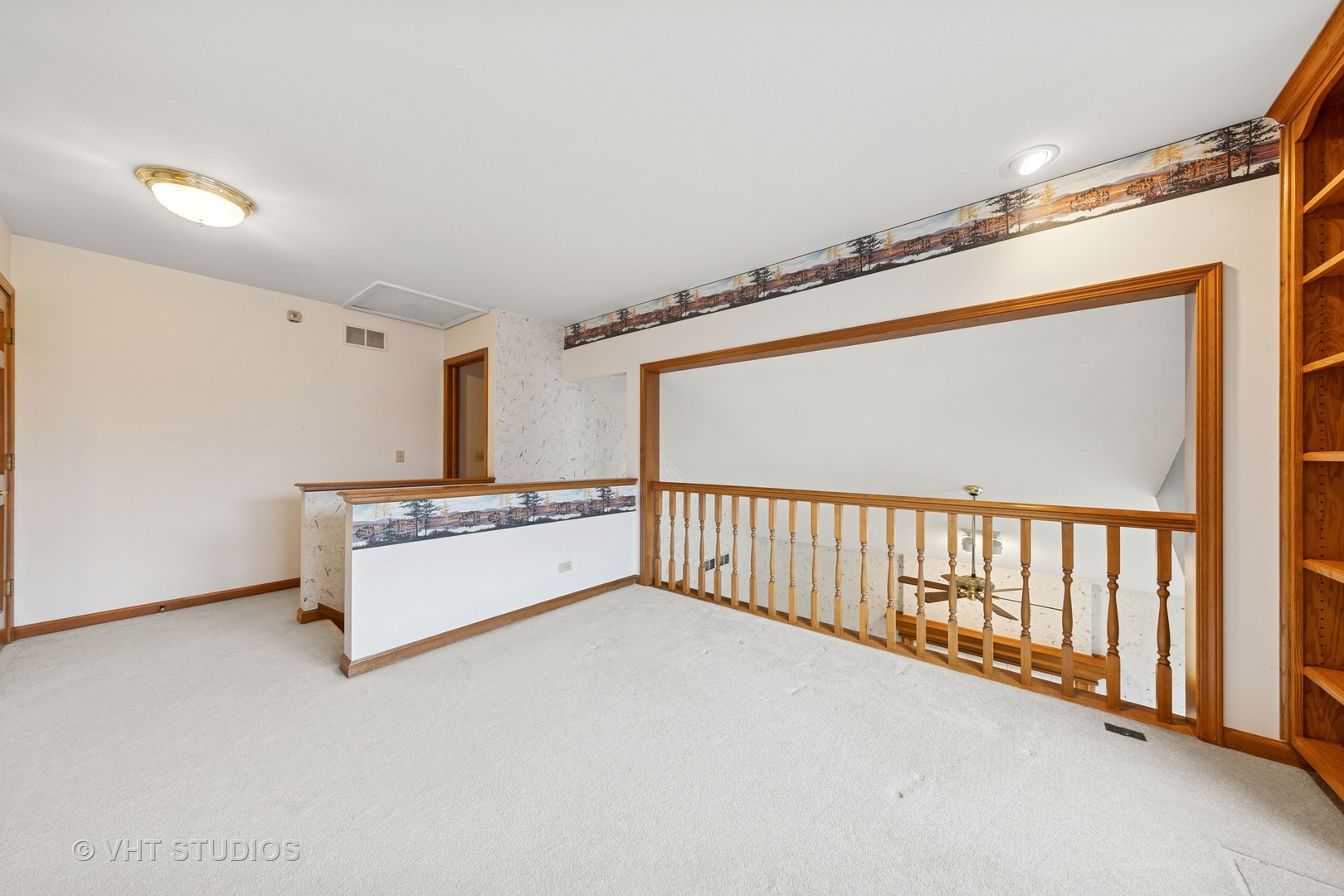 2286 Brookside Lane Aurora, IL 60502 - Photo 13 of 37 a view of entryway