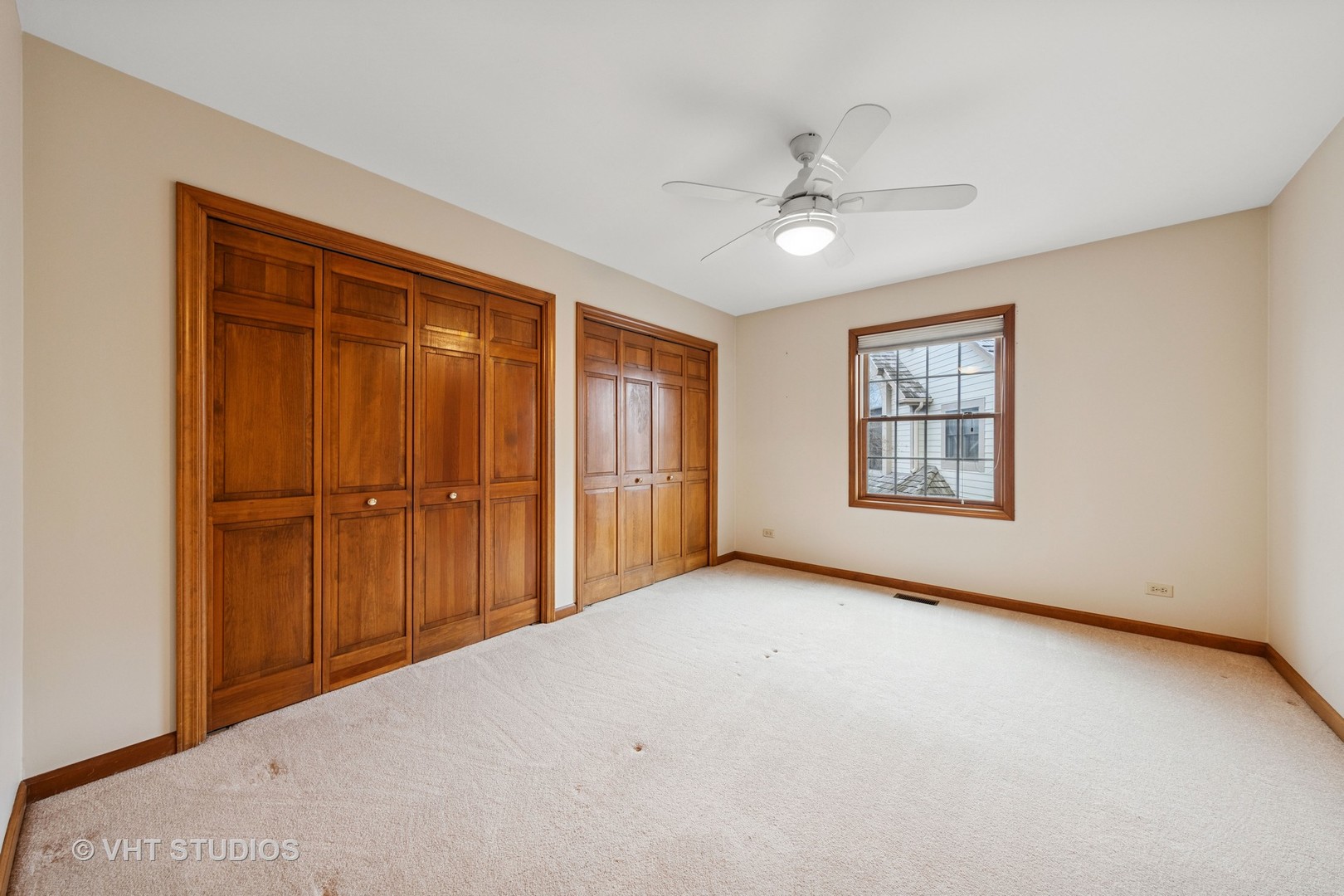 2286 Brookside Lane Aurora, IL 60502 - Photo 19 of 37 a view of an empty room with a window