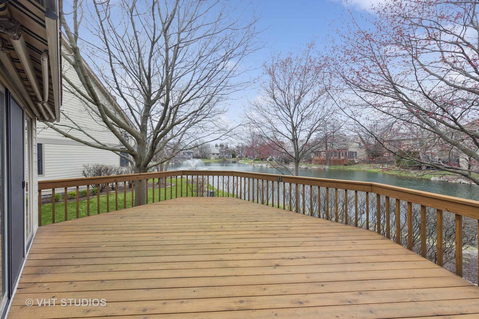 2286 Brookside Lane Aurora, IL 60502 - Photo 29 of 37 a view of a wooden deck