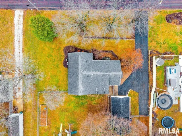 $250,000 | 6213 North Saint Marys Road, Peoria, IL 61614