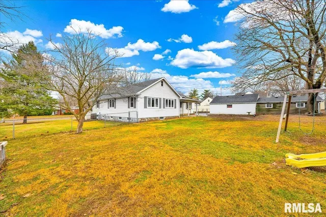 $240,000 | 6213 North Saint Marys Road, Peoria, IL 61614