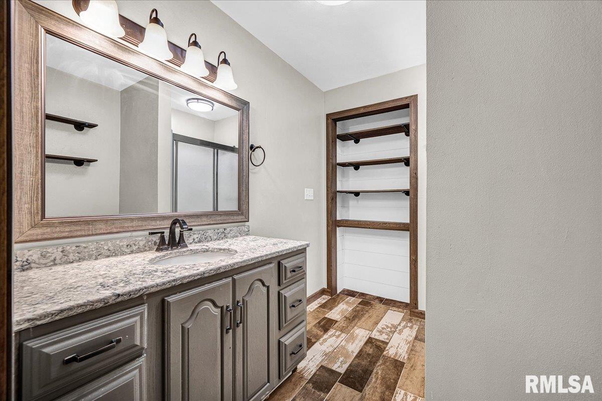 6213 North Saint Marys Road Peoria, IL 61614 - Photo 48 of 56