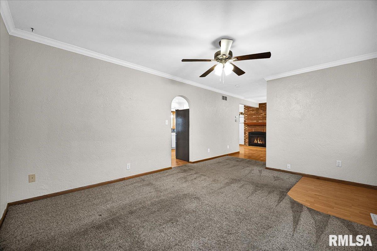 6213 North Saint Marys Road Peoria, IL 61614 - Photo 53 of 56