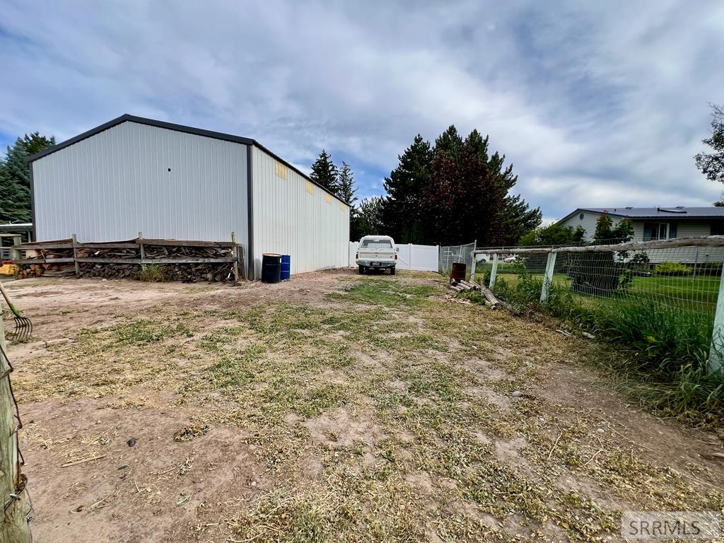 3785 East Wanda Ammon, ID 83406 - Photo 23 of 83