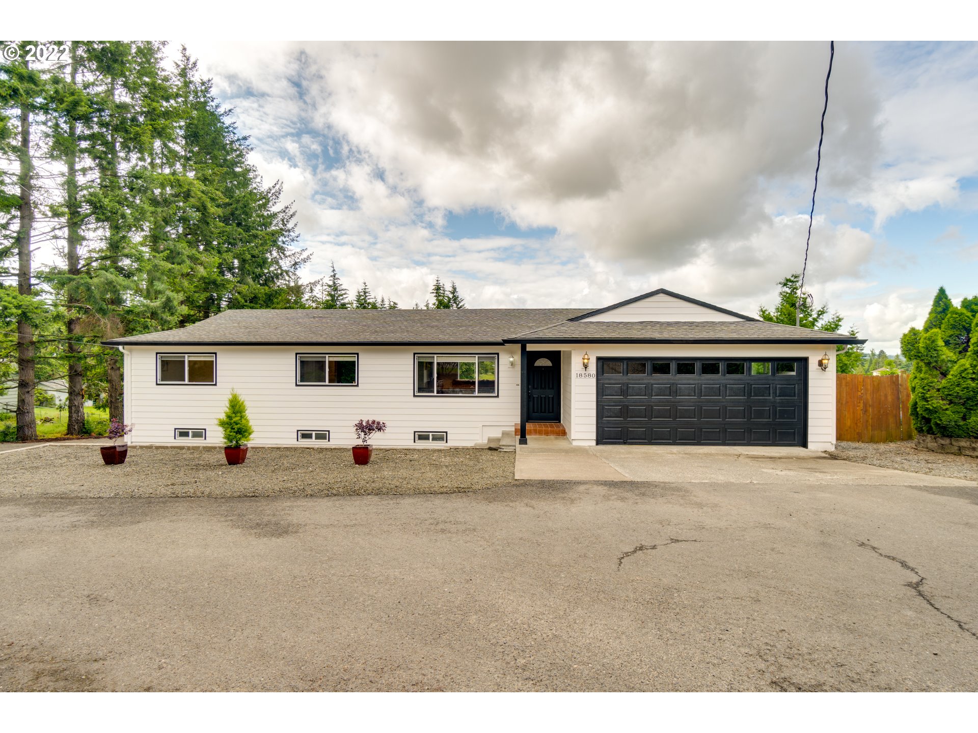 18580 Southeast Sunnyside Road Damascus, OR 97089 - Photo 1 of 20 Gallery Image 1