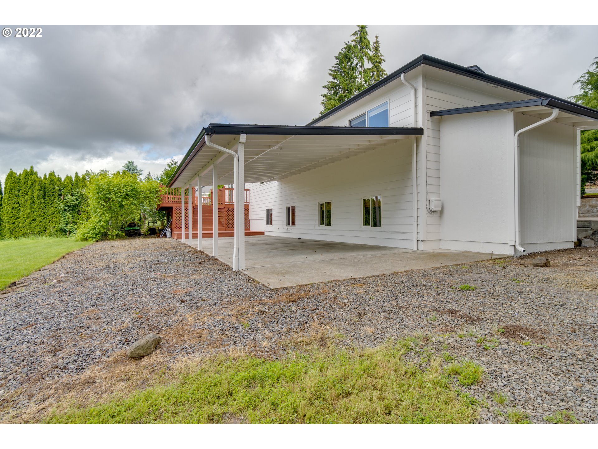 18580 Southeast Sunnyside Road Damascus, OR 97089 - Photo 18 of 20 Gallery Image 18