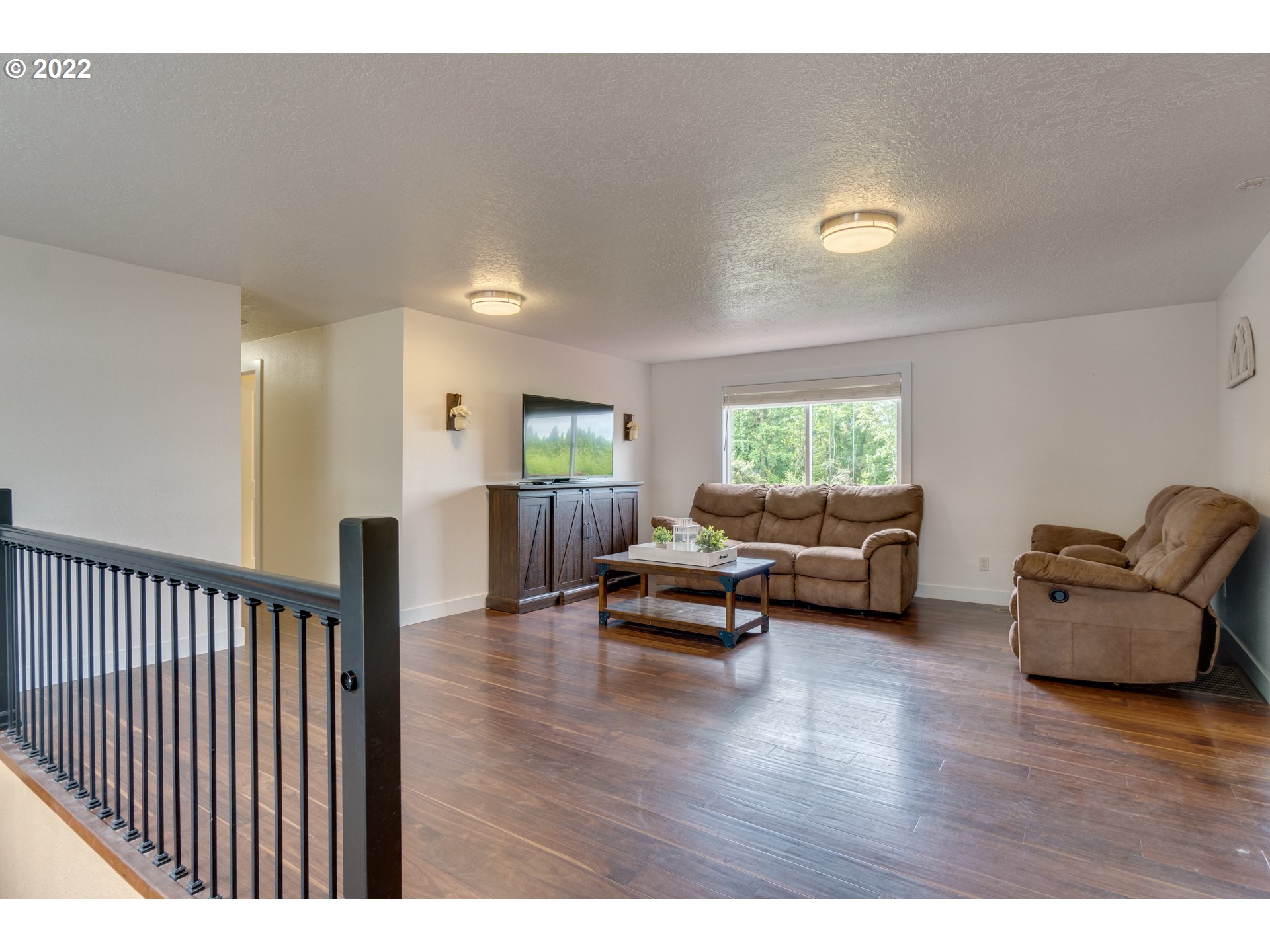 18580 Southeast Sunnyside Road Damascus, OR 97089 - Photo 7 of 20 Gallery Image 7