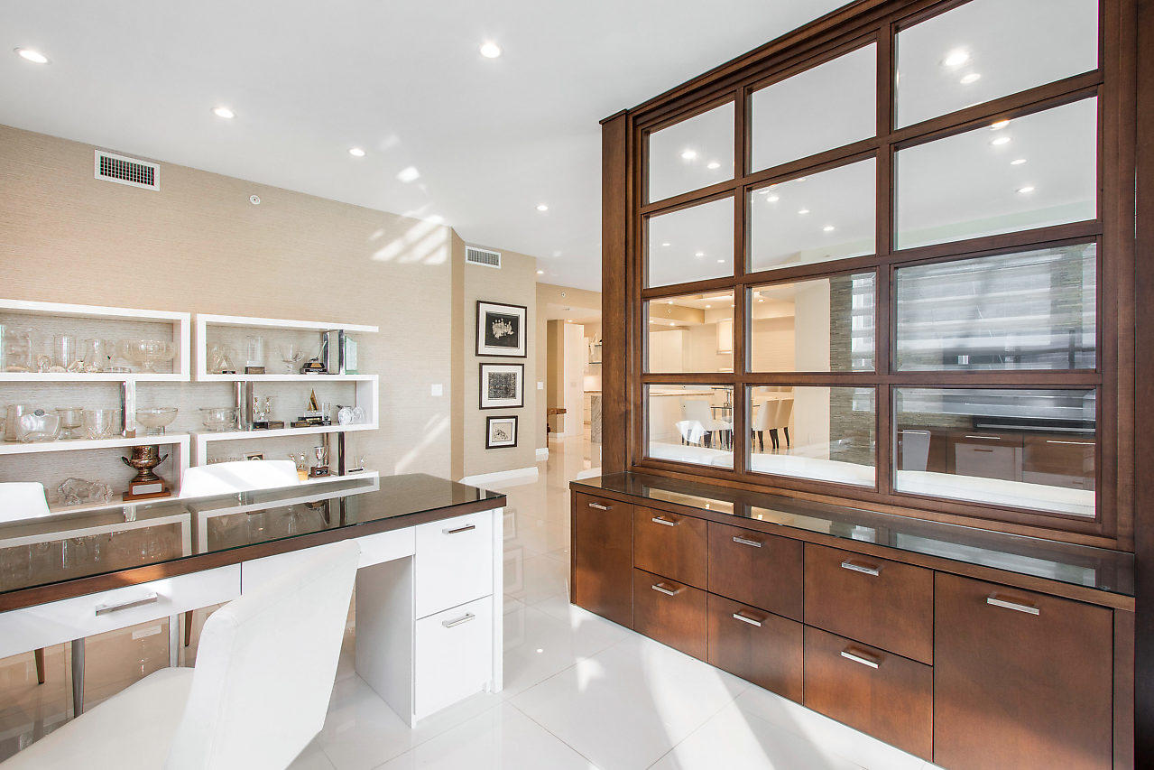 2530 Coco Plum Boulevard, Unit 1004 Boca Raton, FL 33496 - Photo 5 of 30 009-2530CocoPlumBlvd-BocaRaton-FL-small