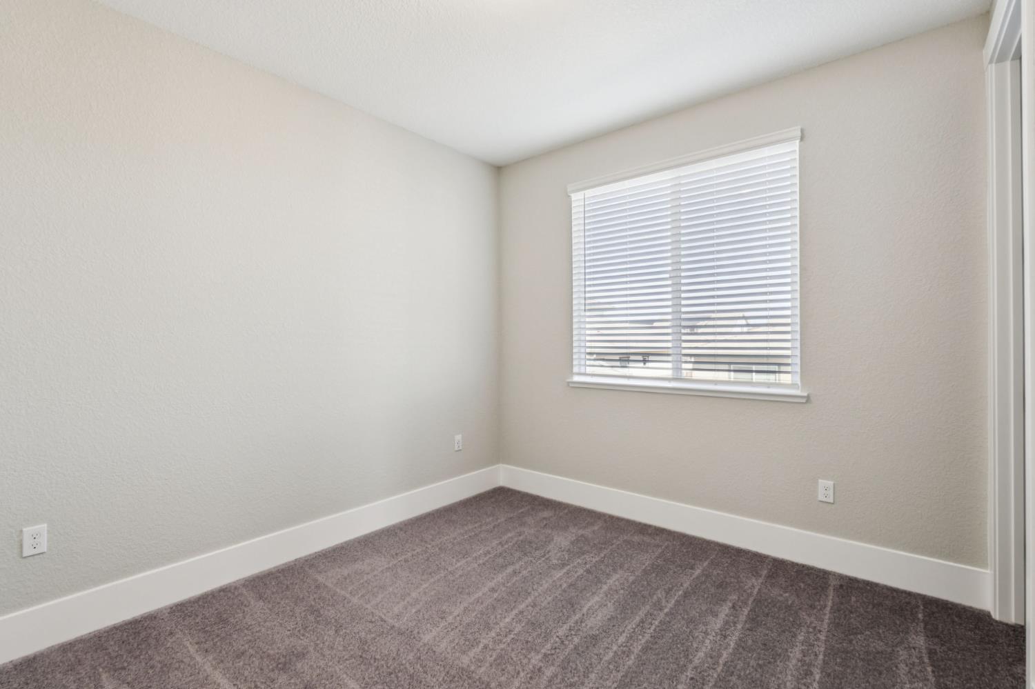 3031 Pocosol Way Rancho Cordova, CA 95742 - Photo 44 of 47 an empty room with a window