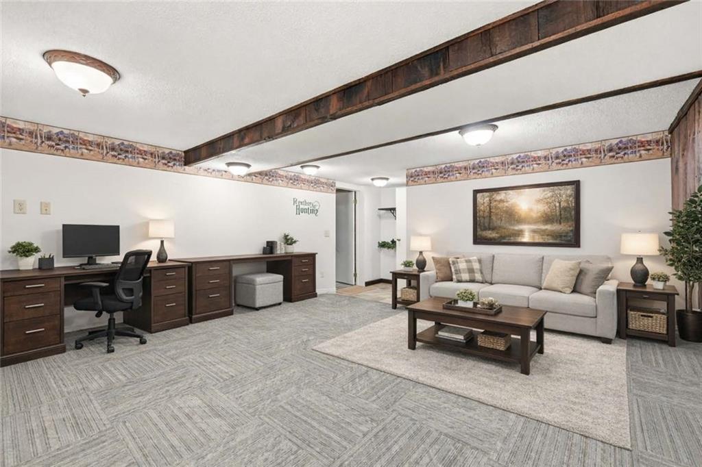 721 Whitestown Road Butler, PA 16001 - Photo 24 of 38