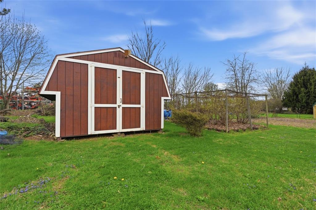 721 Whitestown Road Butler, PA 16001 - Photo 33 of 38