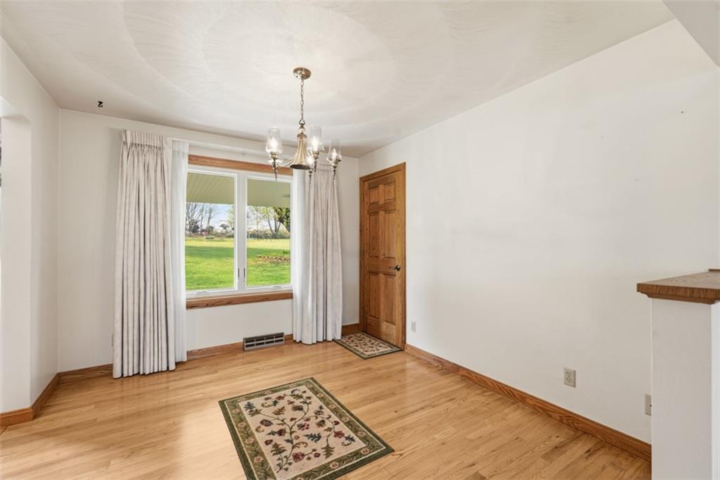 721 Whitestown Road Butler, PA 16001 - Photo 7 of 38