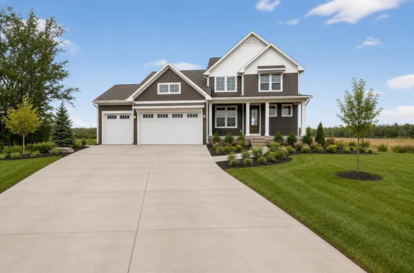 $738,900 | 6627 Chaffey Creek Trail, Richland, MI 49083