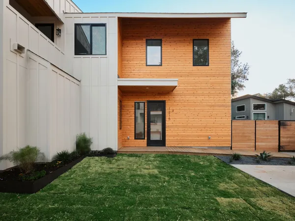 $485,000 | 1215 Fort Branch Boulevard, Unit 2, Austin, TX 78721