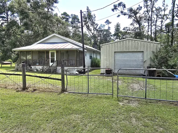 $99,999 | 2101 West Houston Street, Jasper, TX 75951