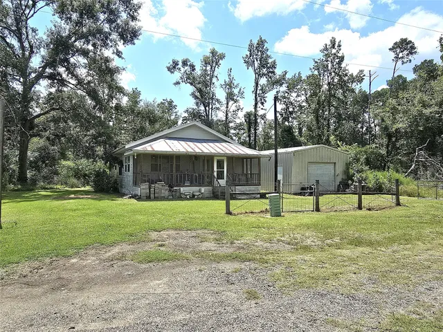 $99,999 | 2101 West Houston Street, Jasper, TX 75951