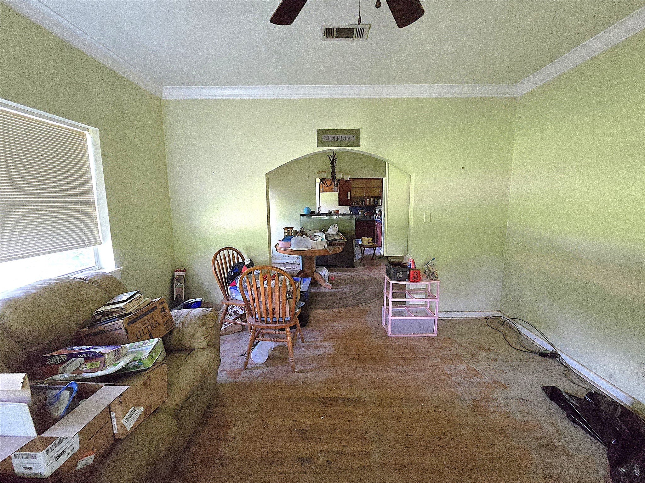 2101 West Houston Street Jasper, TX 75951 - Photo 7 of 15 Living room to dining