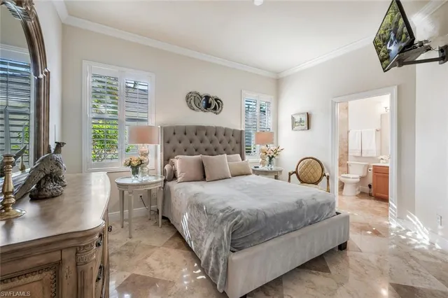 $1,690,000 | 5011 Cerromar Drive, Naples, FL 34112