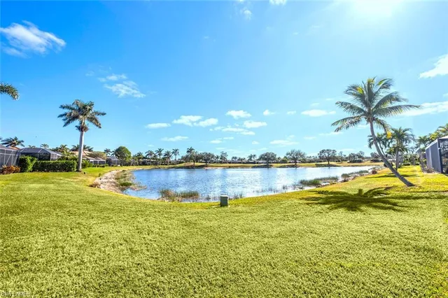 $1,690,000 | 5011 Cerromar Drive, Naples, FL 34112