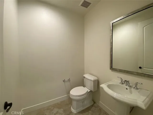 $9,500 | 101 Interstellar, Irvine, CA 92618