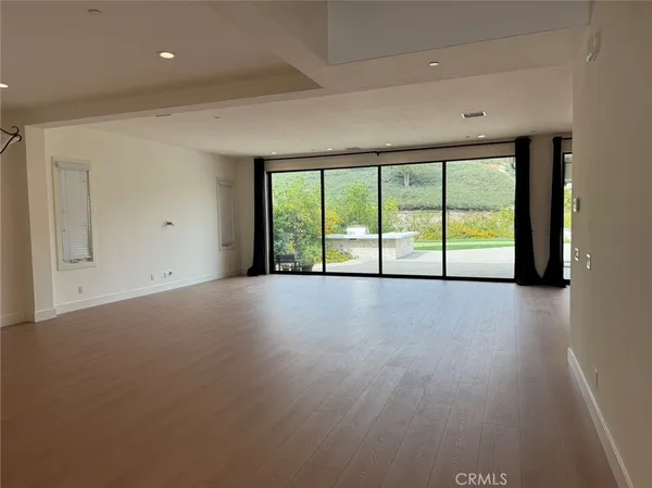 $11,000 | 101 Interstellar, Irvine, CA 92618