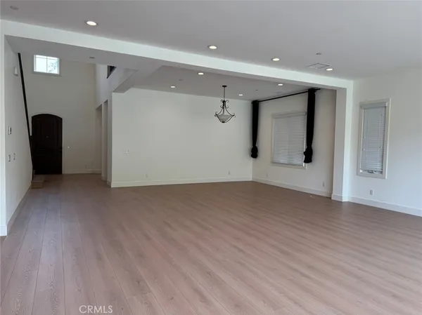 $11,000 | 101 Interstellar, Irvine, CA 92618