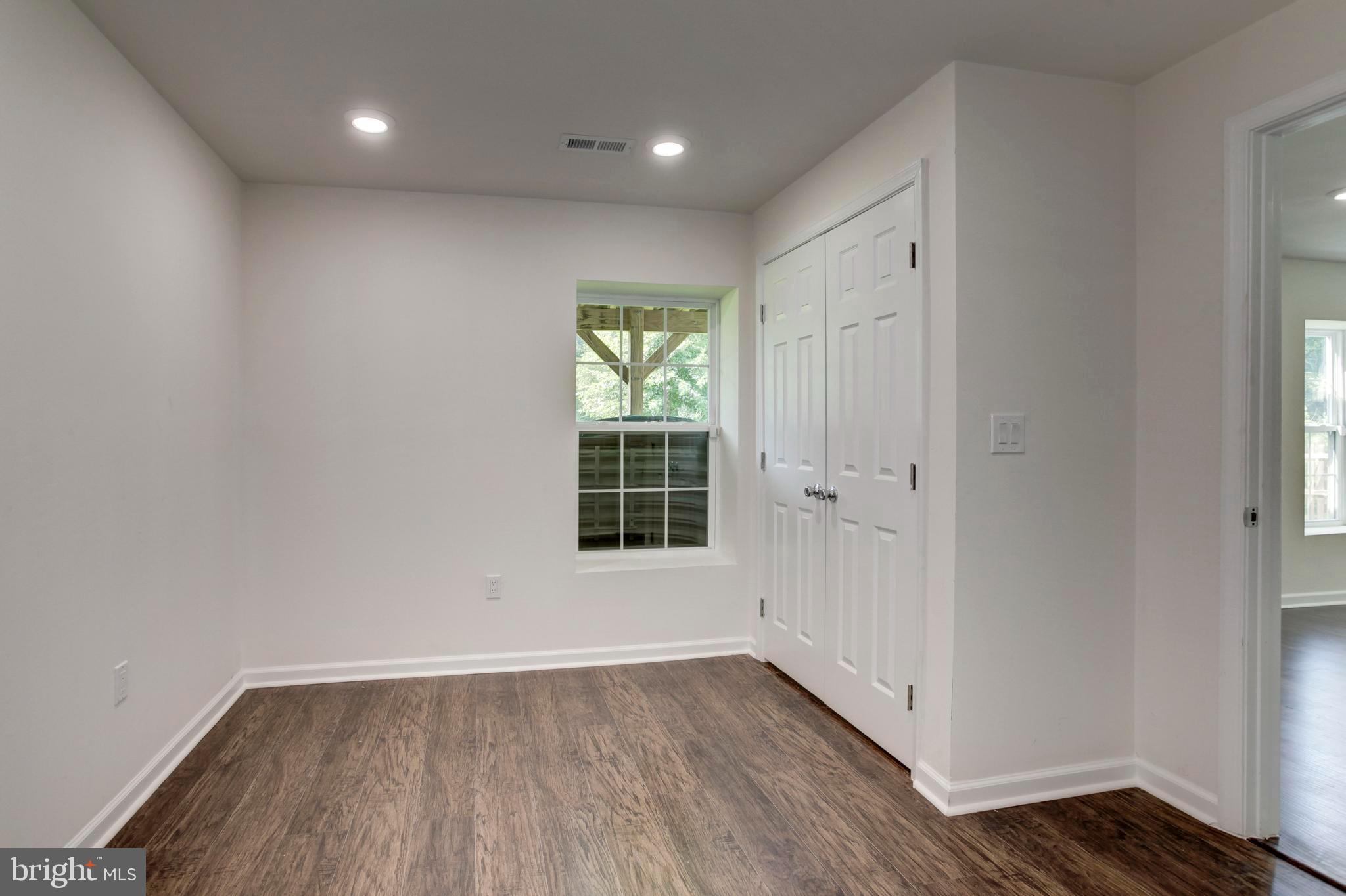 18218 Jillian Lane Triangle, VA 22172 - Photo 43 of 48 Gallery Image 43