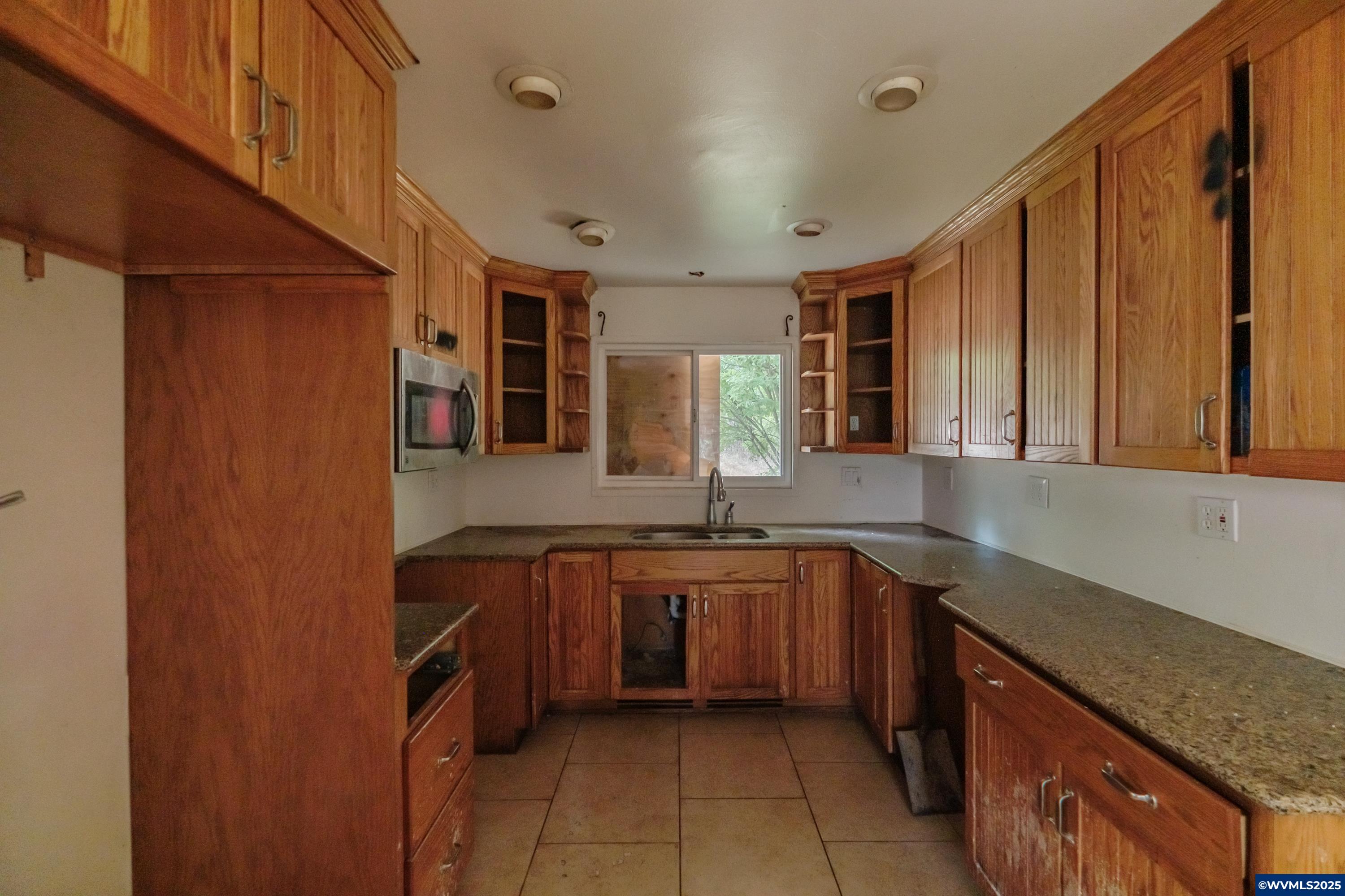 27973 Fern Ridge Road Sweet Home, OR 97386 - Photo 19 of 36 Gallery Image 19