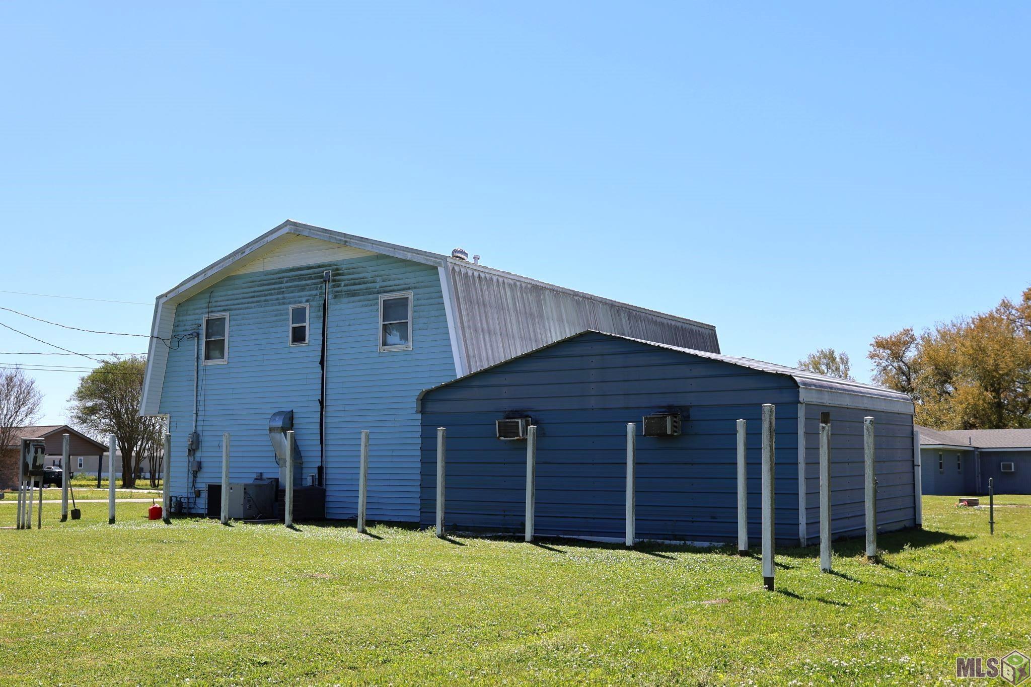259 Rodriguez Drive Raceland, LA 70394 - Photo 3 of 32
