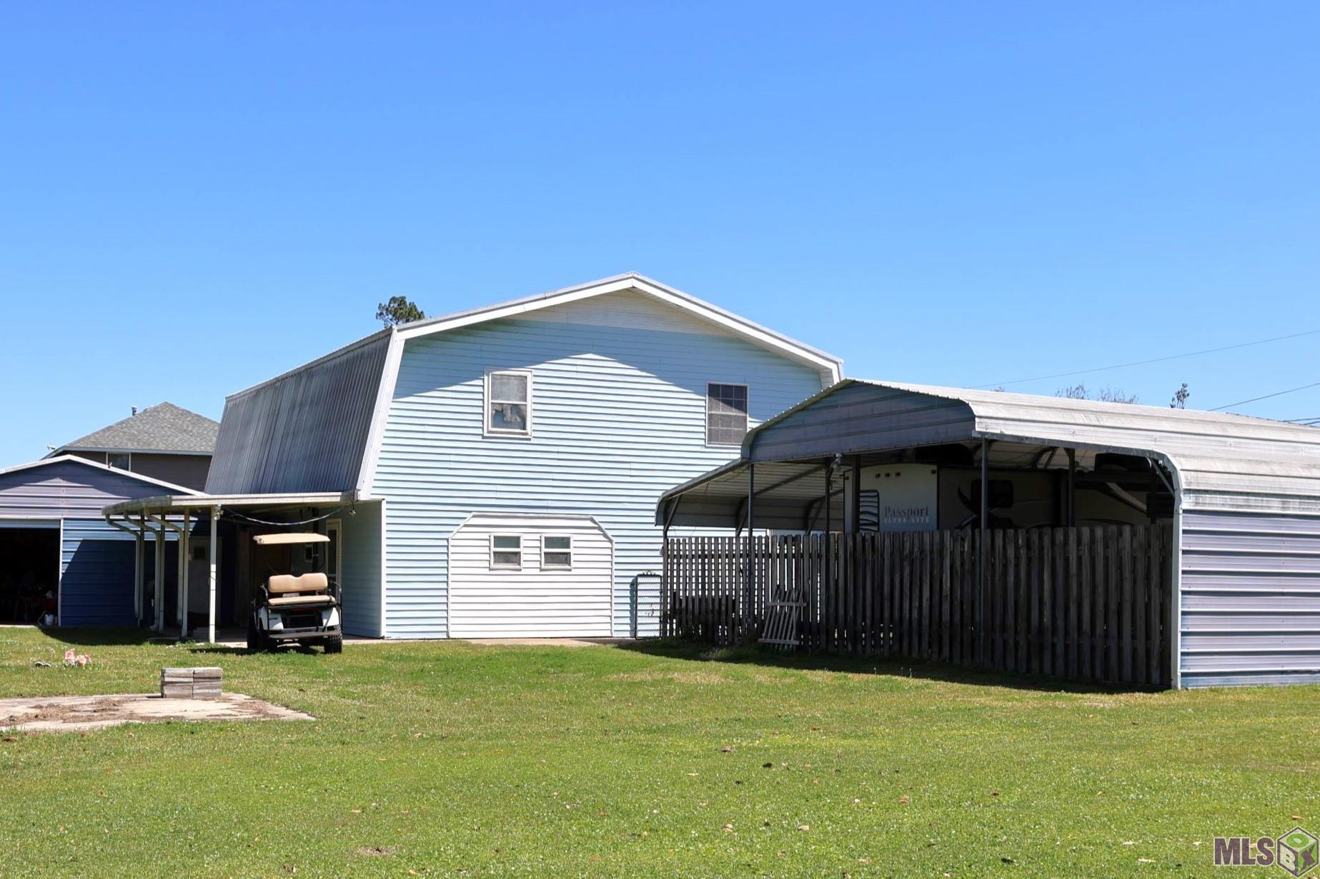 259 Rodriguez Drive Raceland, LA 70394 - Photo 5 of 32