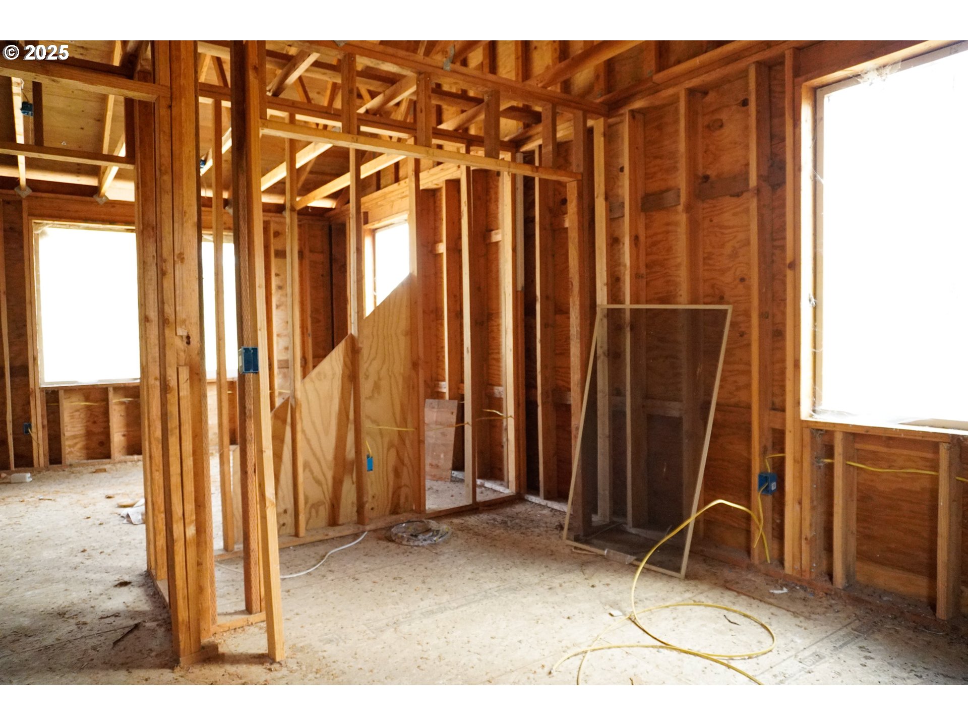 815 E Avenue Powers, OR 97466 - Photo 17 of 23