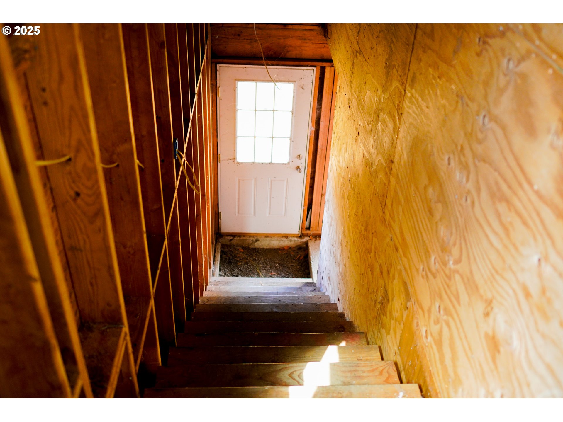 815 E Avenue Powers, OR 97466 - Photo 18 of 23