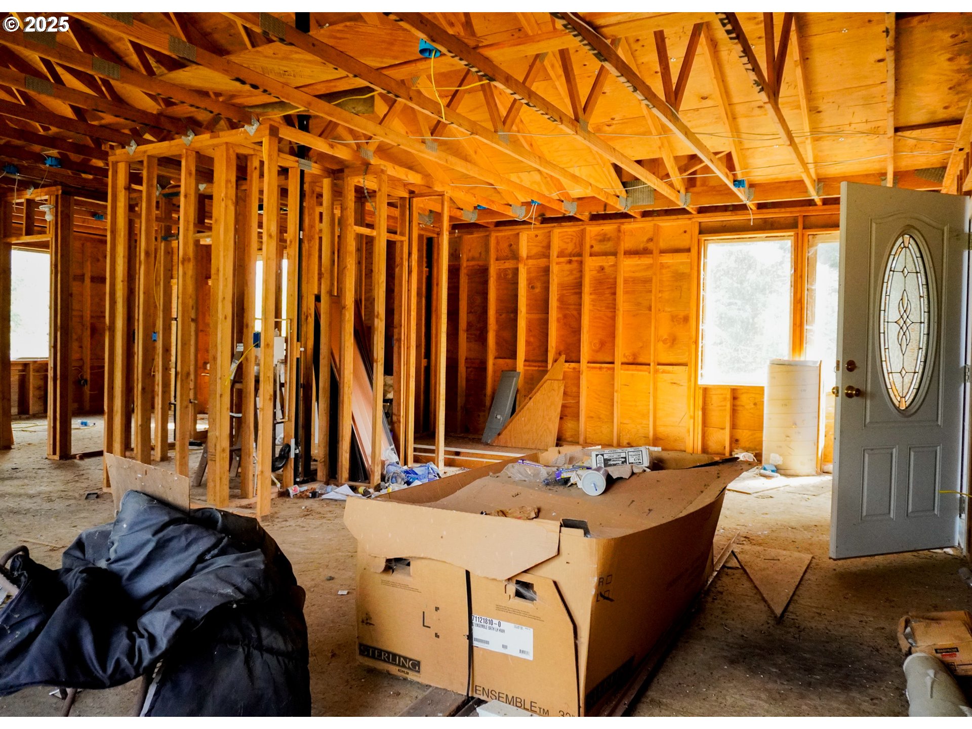 815 E Avenue Powers, OR 97466 - Photo 7 of 23