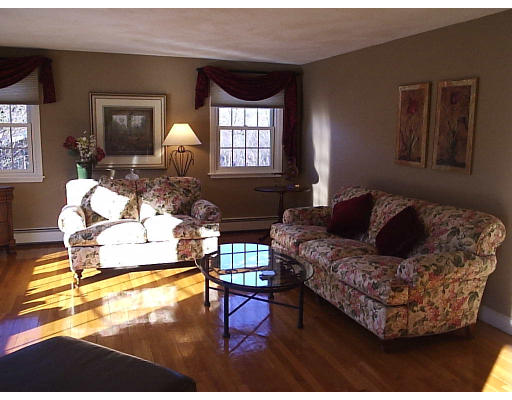 14 Fox Hill Road Shrewsbury, MA 01545 - Photo 11 of 29 Gallery Image 11